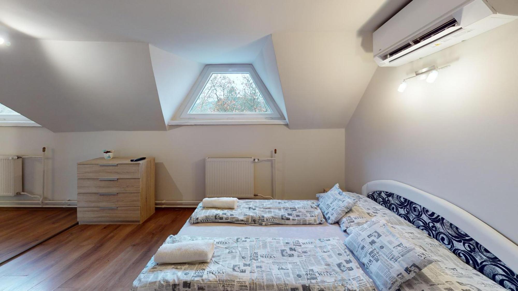 Herczeg Apartment ميسكولك المظهر الخارجي الصورة