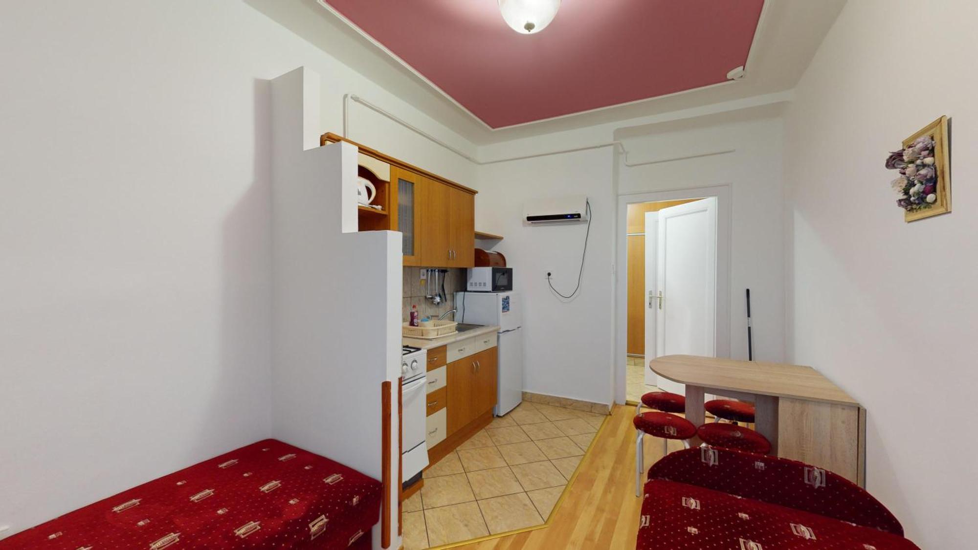 Herczeg Apartment ميسكولك المظهر الخارجي الصورة