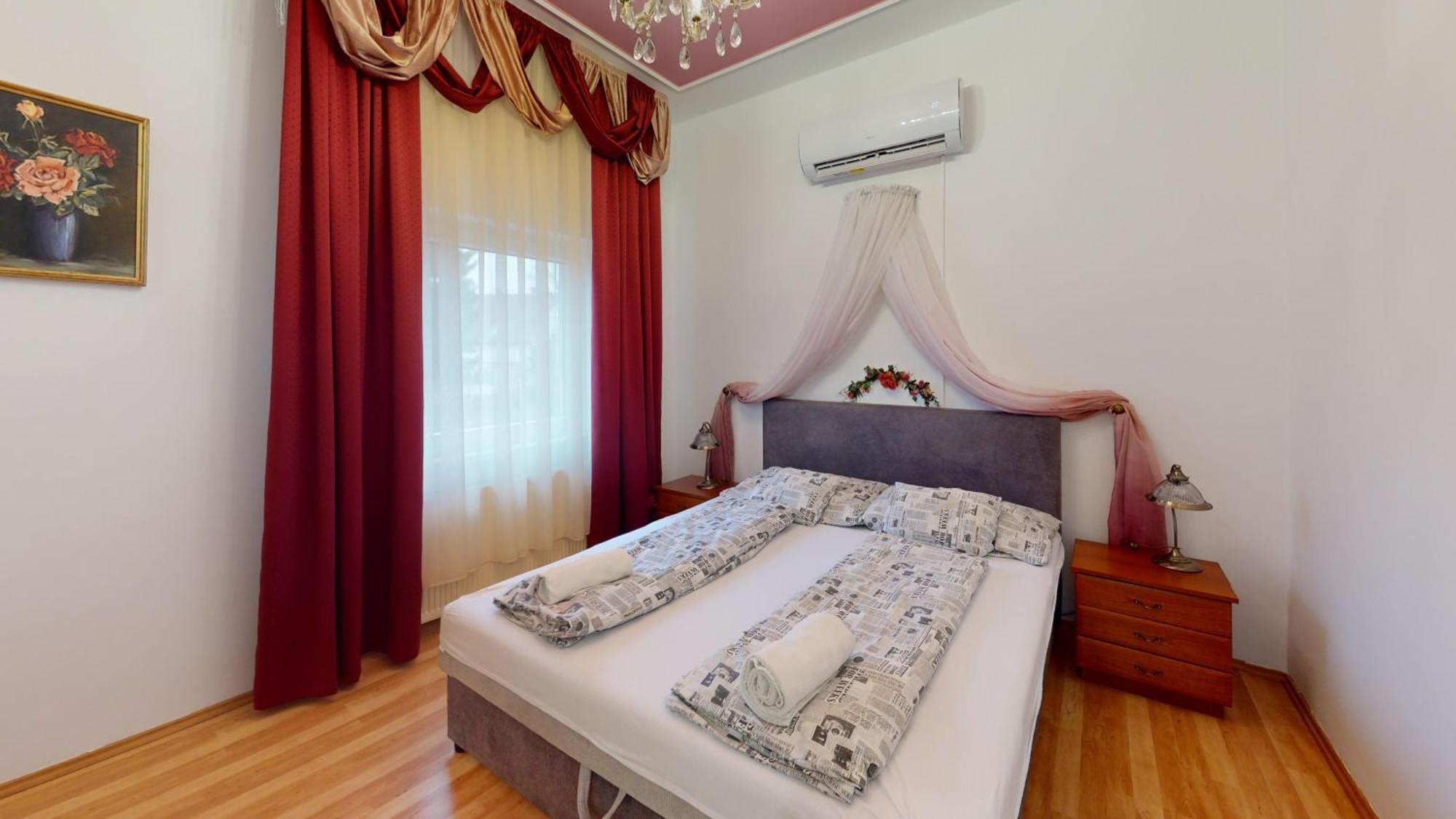 Herczeg Apartment ميسكولك المظهر الخارجي الصورة