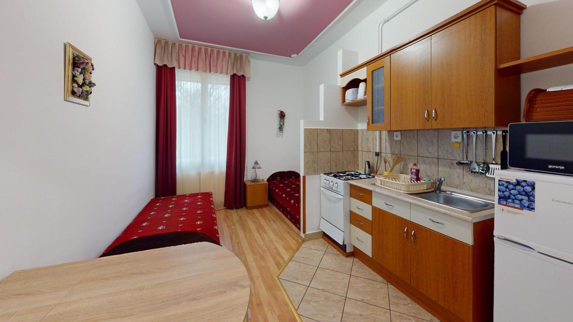 Herczeg Apartment ميسكولك المظهر الخارجي الصورة