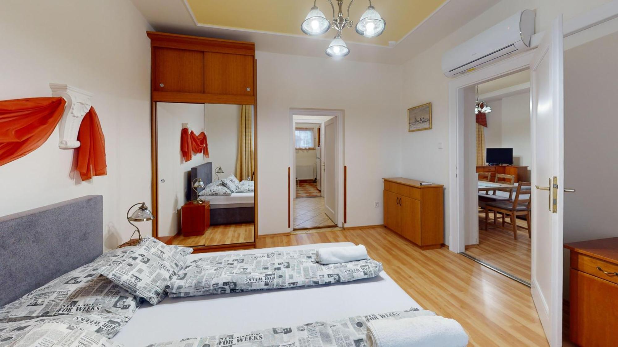 Herczeg Apartment ميسكولك المظهر الخارجي الصورة