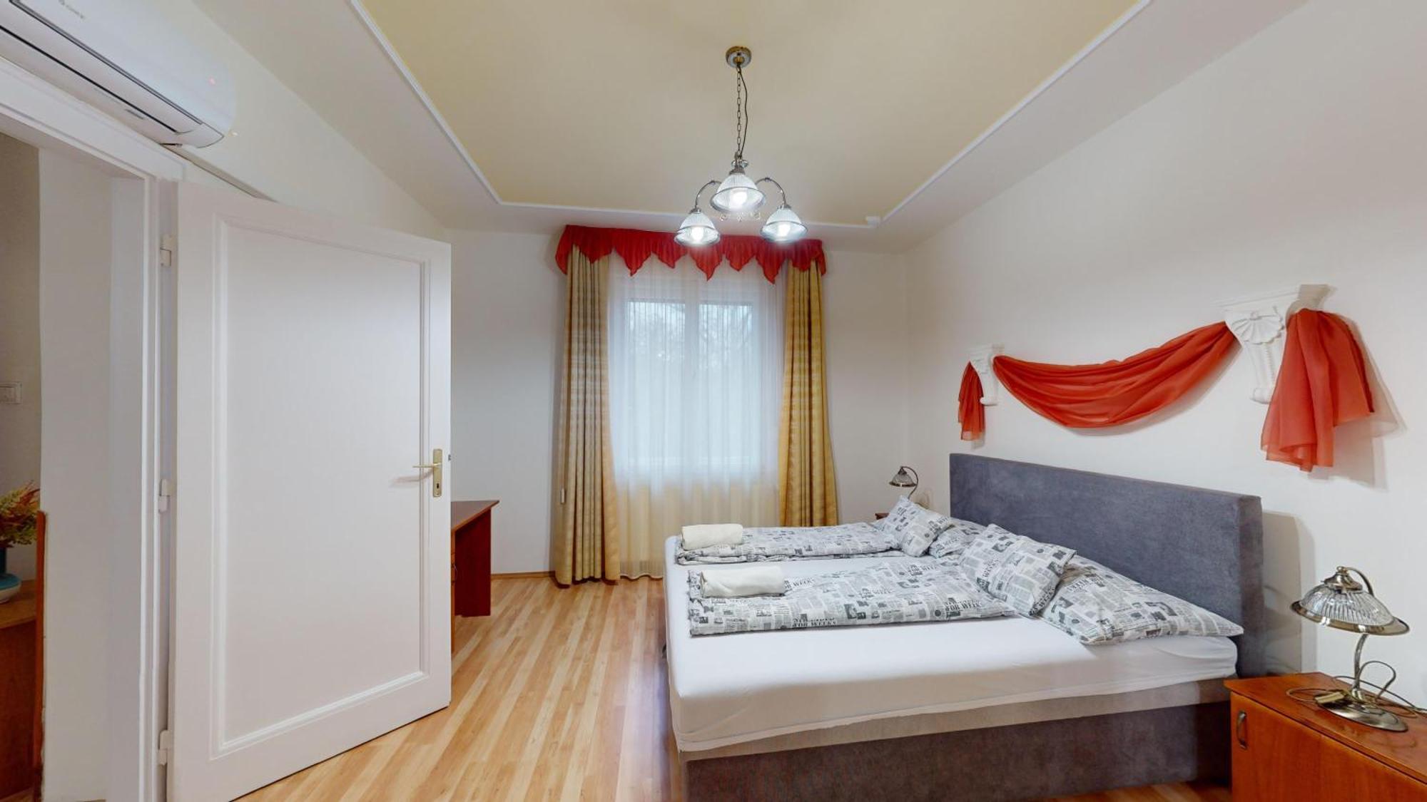 Herczeg Apartment ميسكولك المظهر الخارجي الصورة