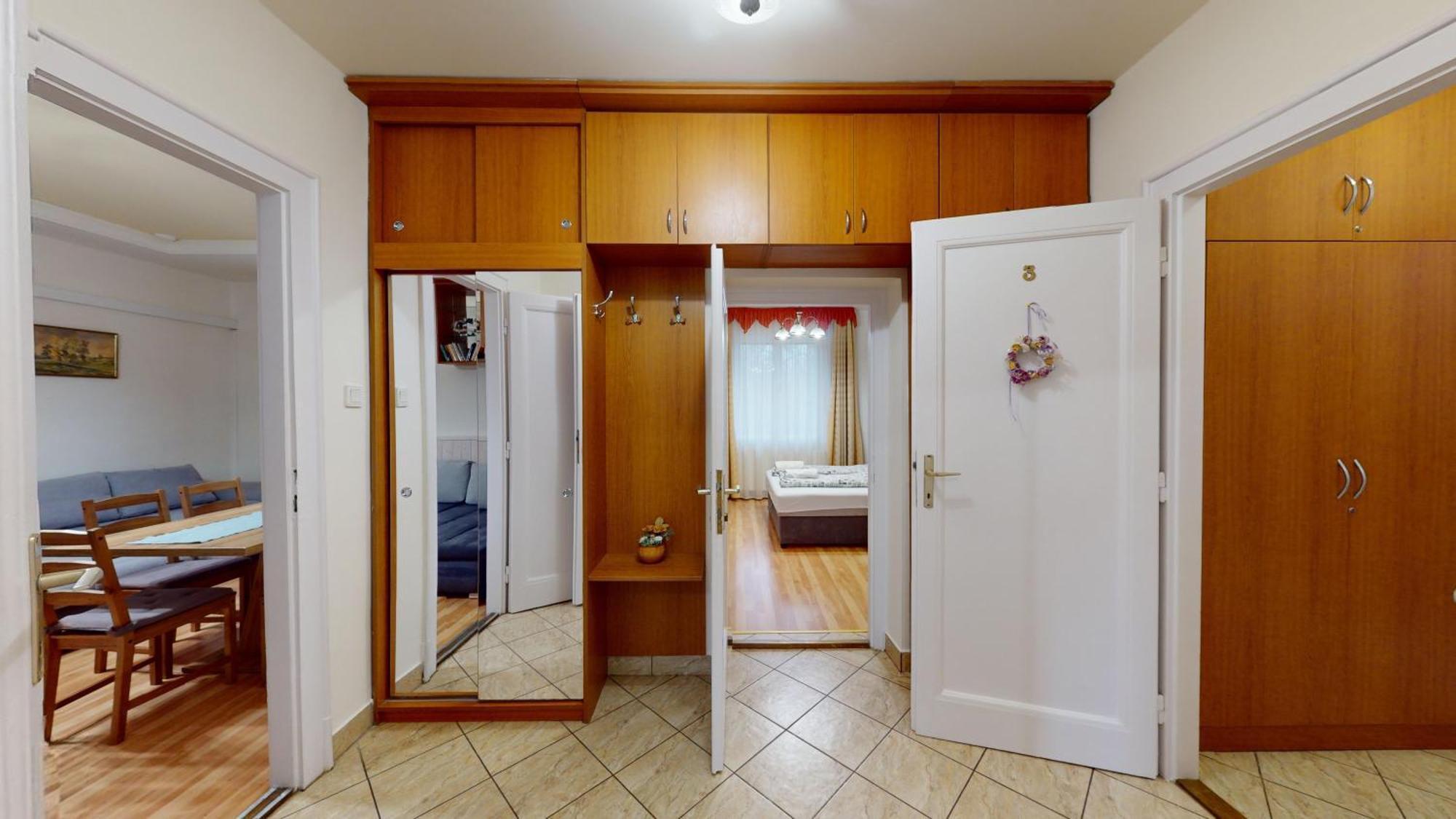Herczeg Apartment ميسكولك المظهر الخارجي الصورة