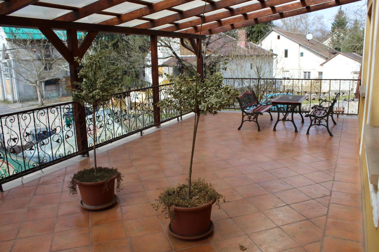 Herczeg Apartment ميسكولك المظهر الخارجي الصورة